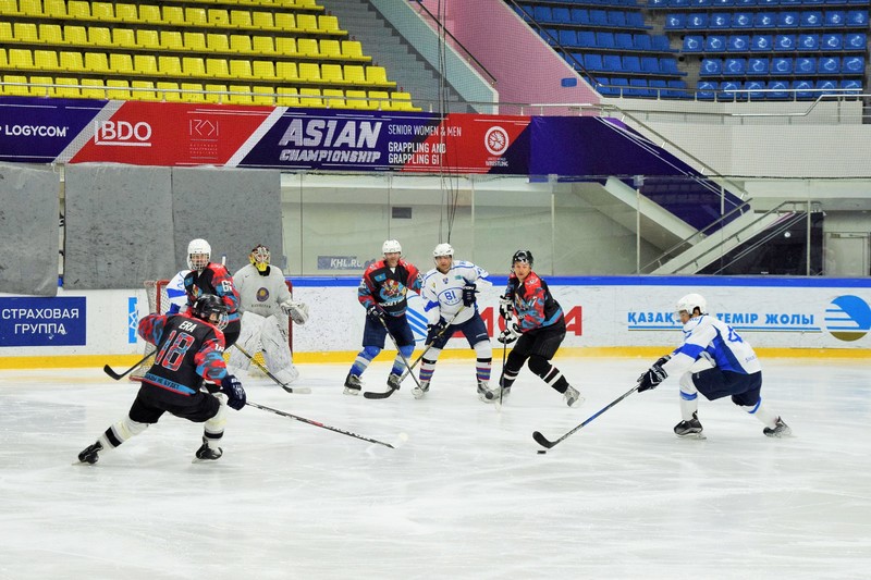 Противостояние «Hockey Man» и «BI Group»