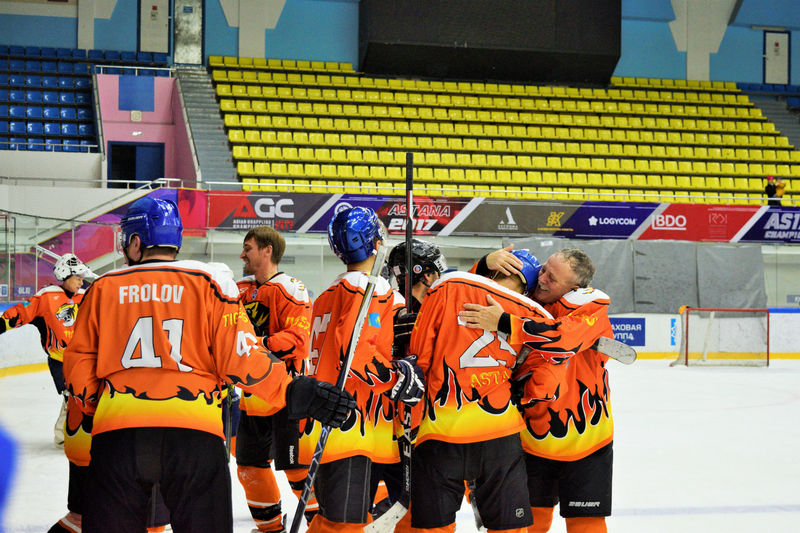 «Tigers» вырвали победу у ЛХК «Joker»