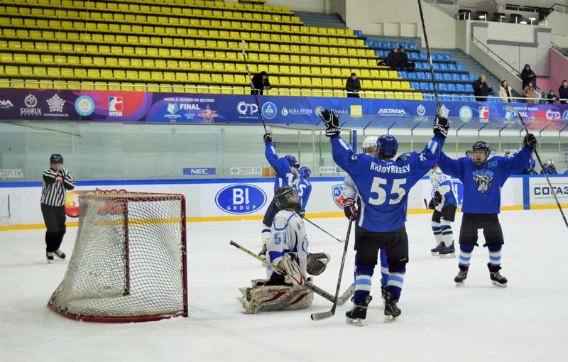 Спокойная игра «BarysFans-2» и  «BI Group-2»  и победа «фанатов»