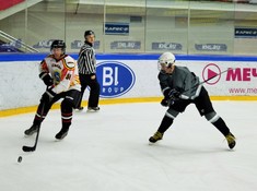 «Атбасар» обыграл команду «Волки» с разгромным счетом