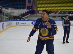 Награждение команд «Тарлан» и «Тенгри». Малый кубок АЛХЛ