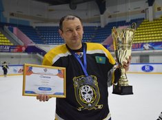 Награждение команд «Тарлан» и «Тенгри». Малый кубок АЛХЛ