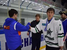 Награждение команд «Бестобе» и «BI Group-2». Малый кубок АЛХЛ
