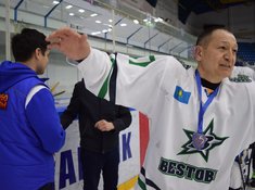 Награждение команд «Бестобе» и «BI Group-2». Малый кубок АЛХЛ