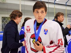 Награждение призеров дивизиона «Дебютант» сезона АЛХЛ 2017-2018